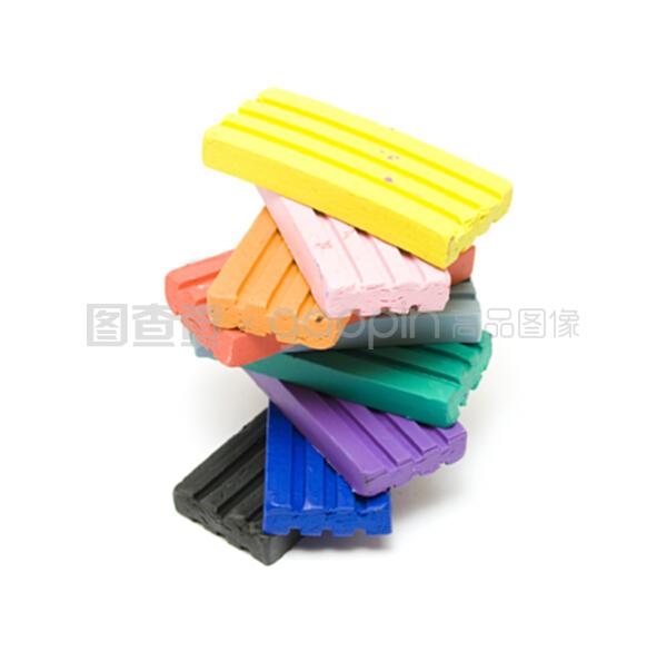 塑膠磚 塑料建材的創(chuàng)新應(yīng)用與發(fā)展前景